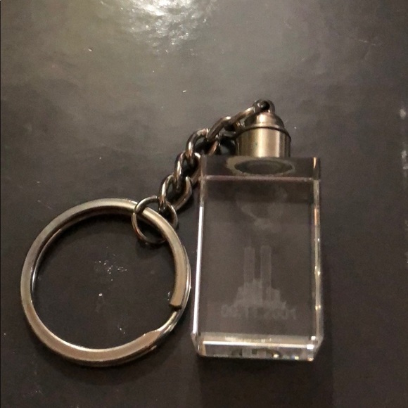 Liberty Bear & Bonus 9-11 Keychain - Picture 8 of 11